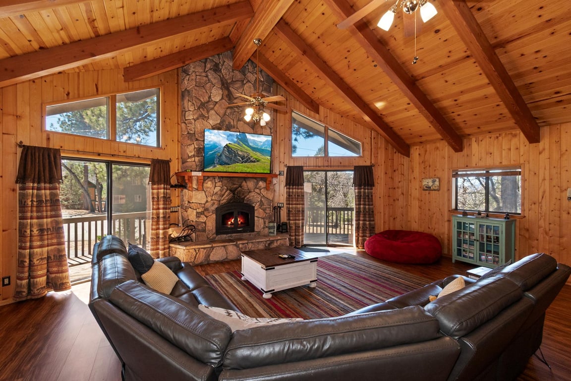 Cabin Image 10