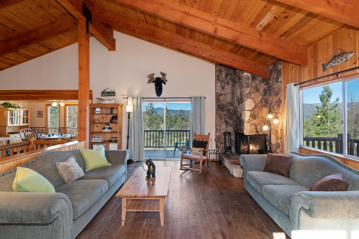 Cabin Image 8