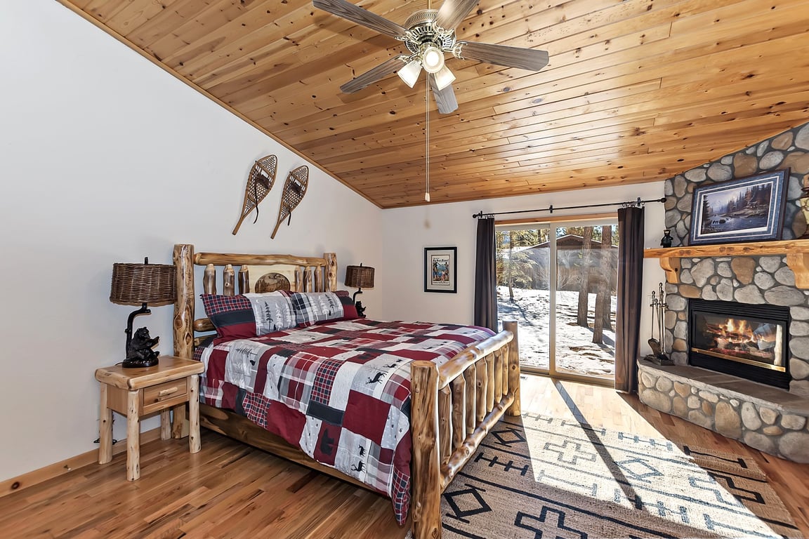 Cabin Image 21
