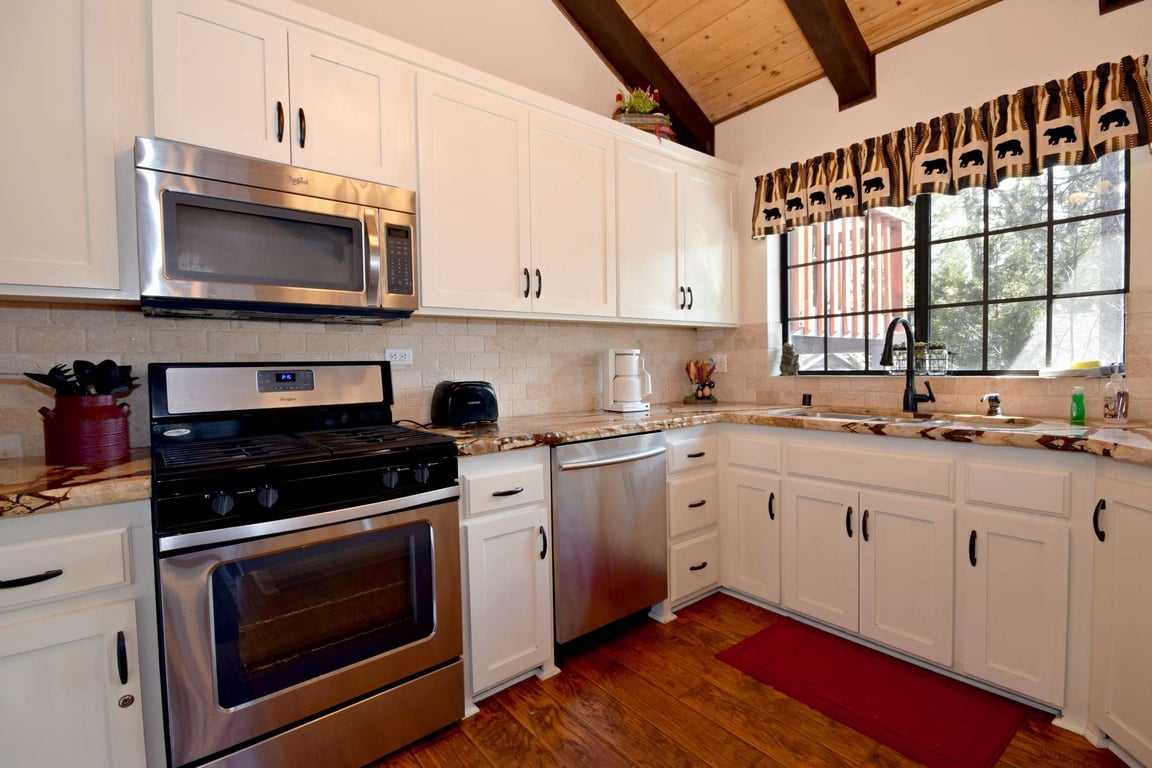 Cabin Image 8