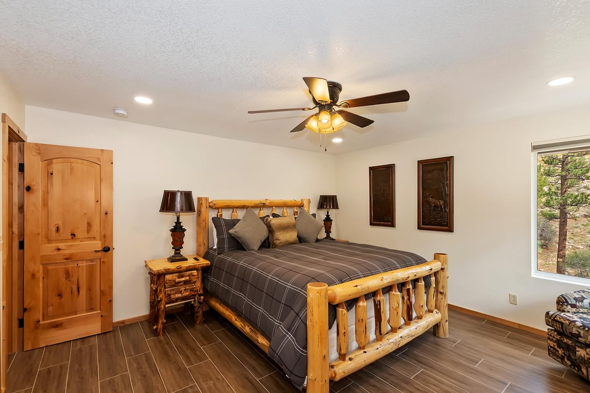 Cabin Image 31