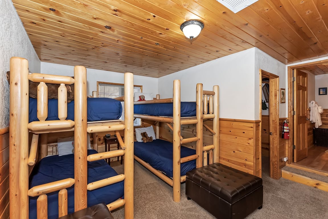 Cabin Image 21