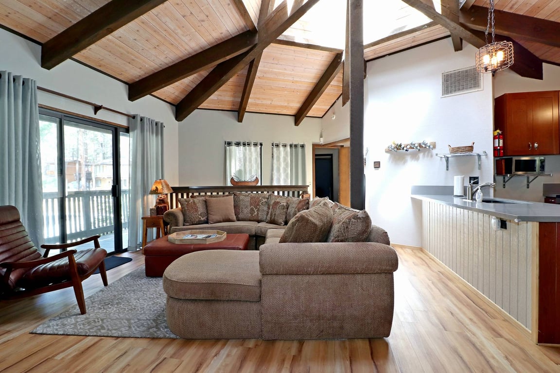 Cabin Image 7