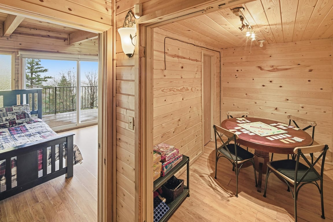 Cabin Image 45