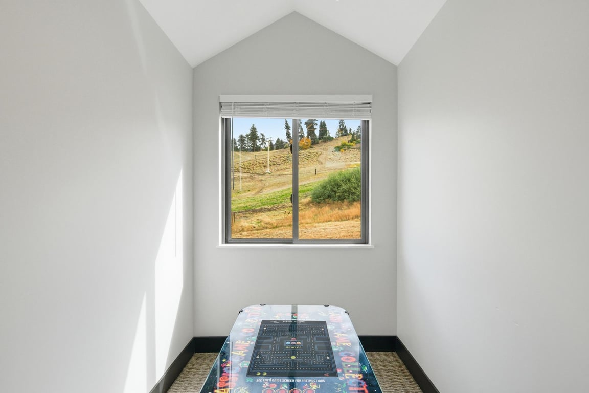 Cabin Image 50