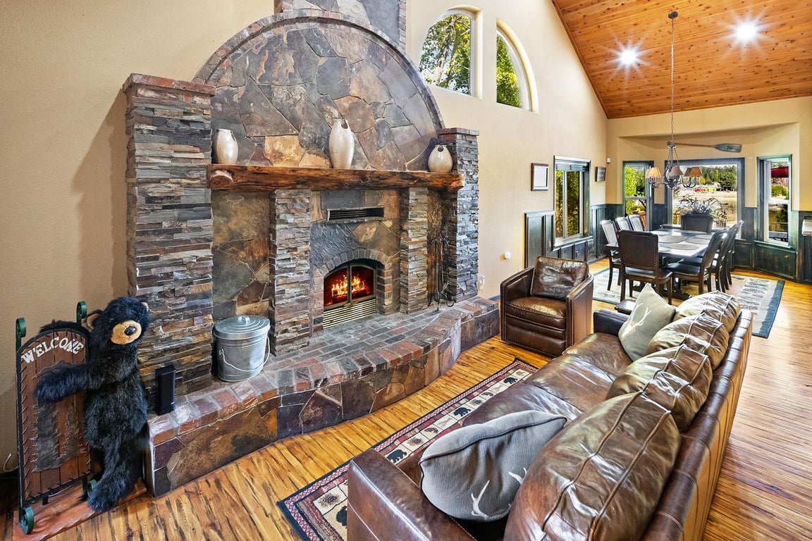 Cabin Image 7