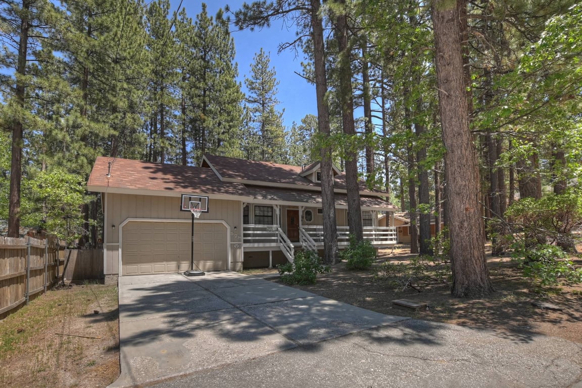 Cabin Image 30
