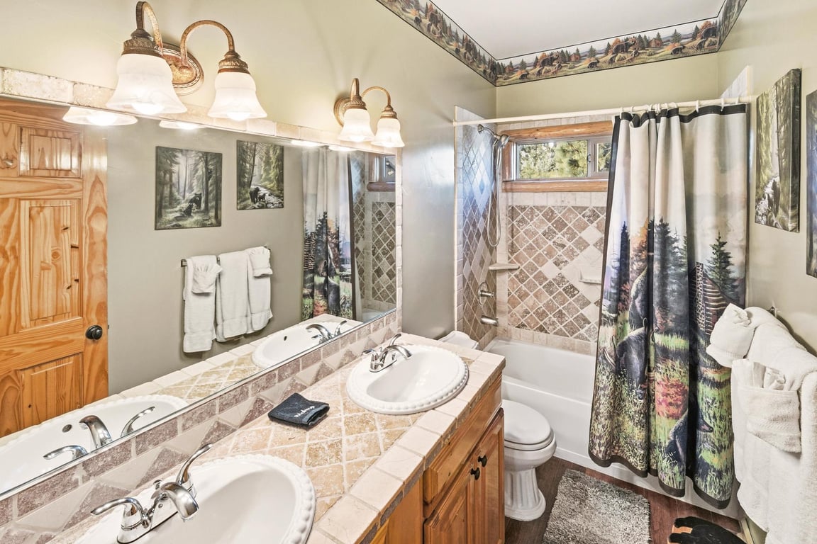 Cabin Image 73