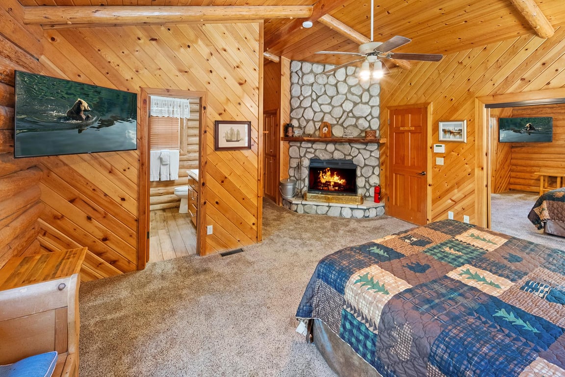 Cabin Image 19