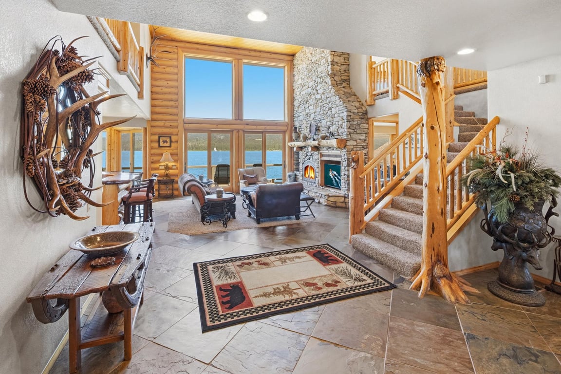 Cabin Image 9