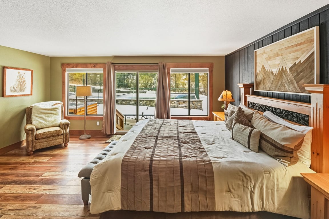 Cabin Image 30