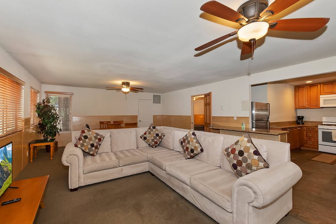 Cabin Image 6