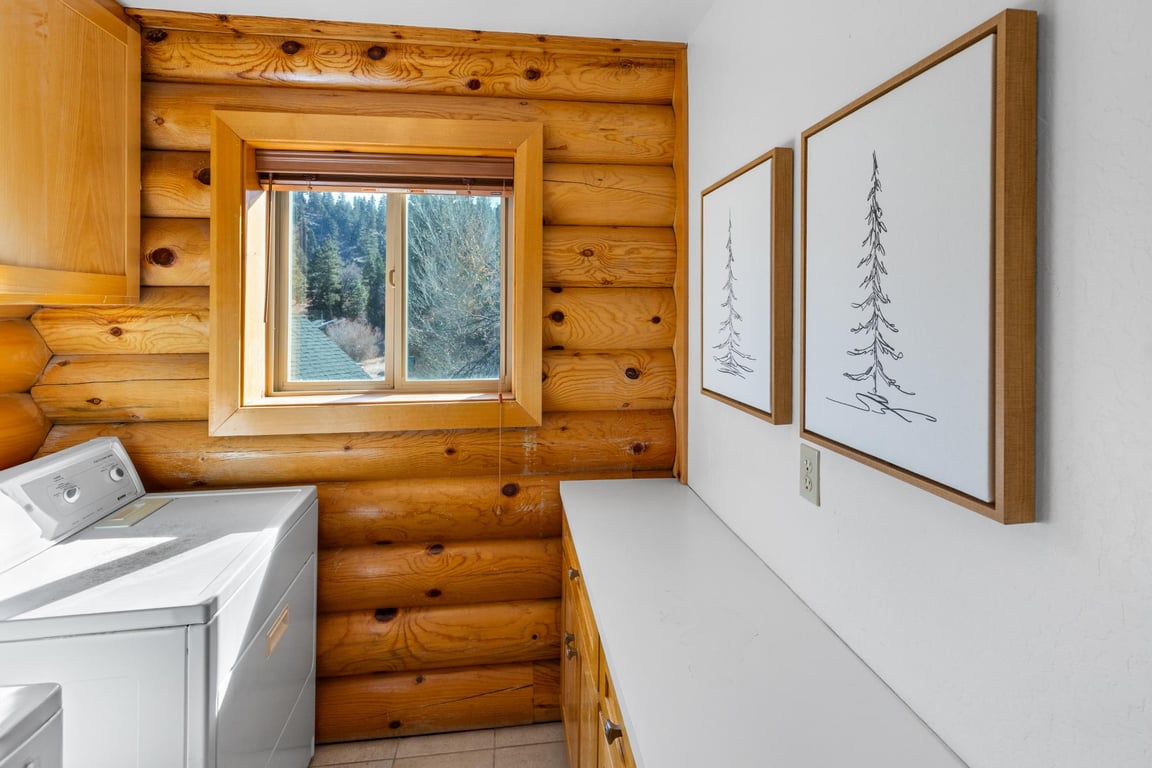 Cabin Image 35