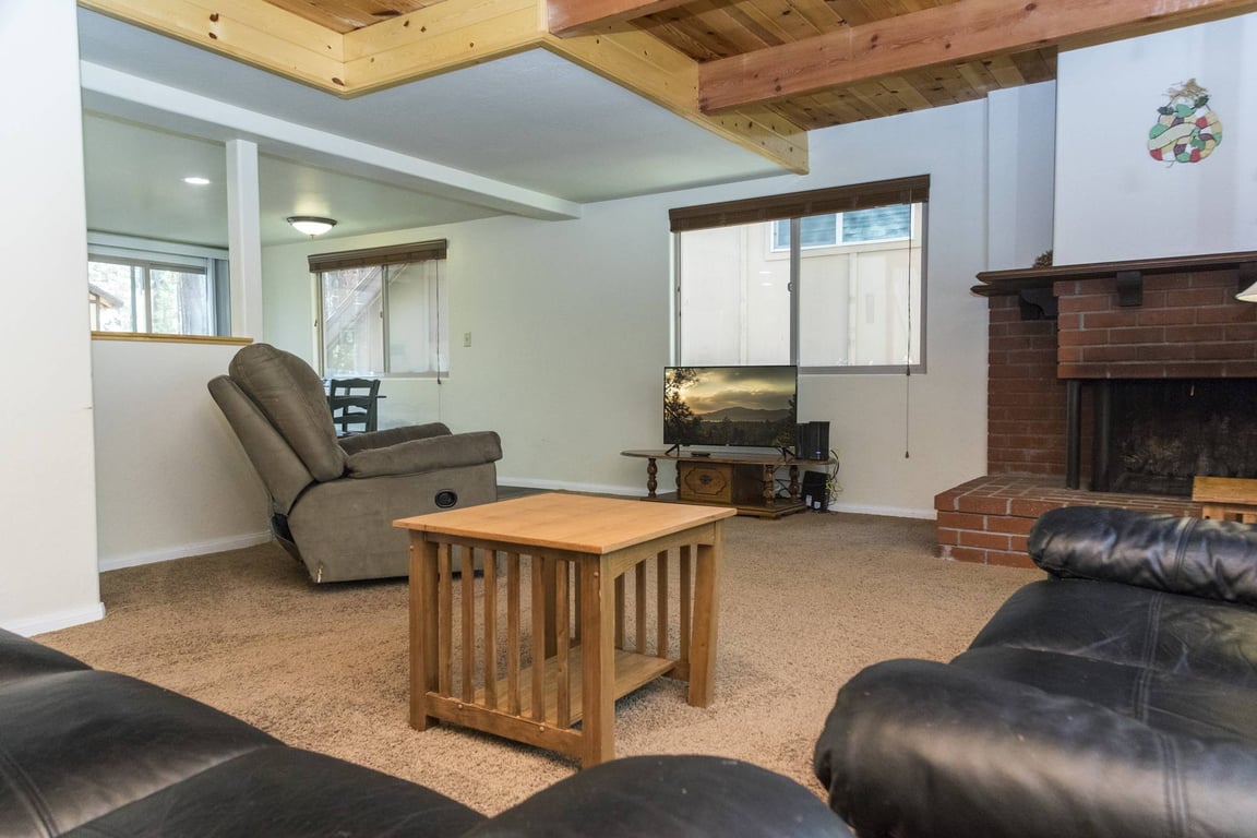 Cabin Image 6