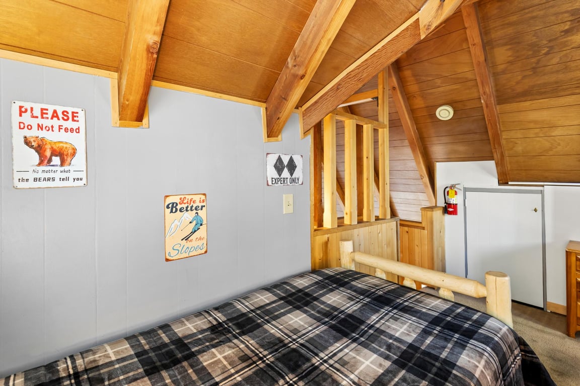 Cabin Image 43