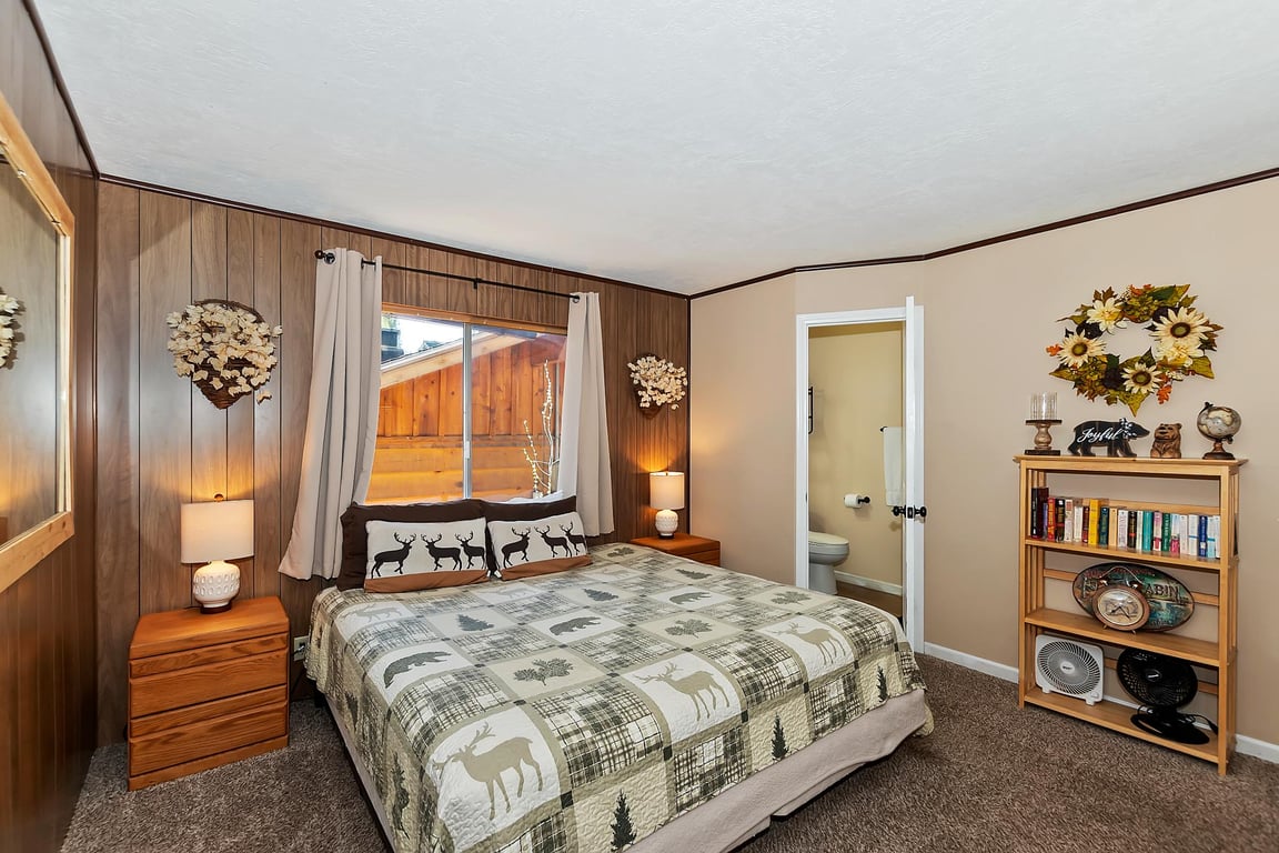 Cabin Image 19