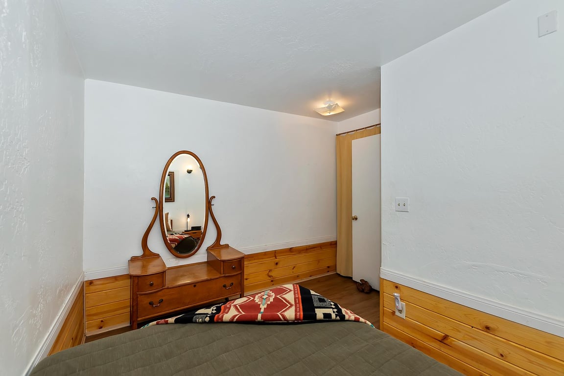 Cabin Image 29
