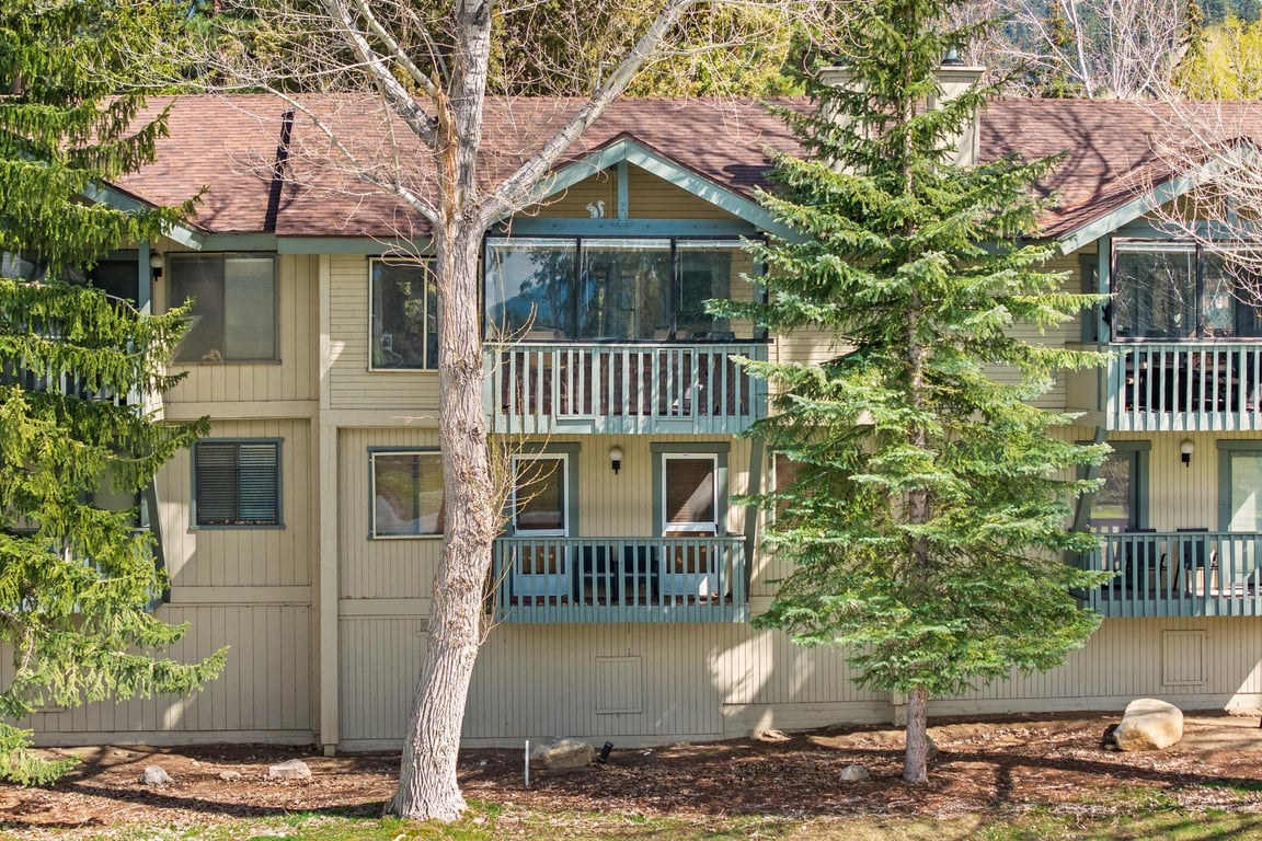 Cabin Image 36