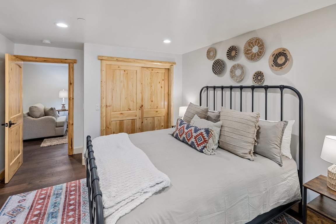 Cabin Image 77