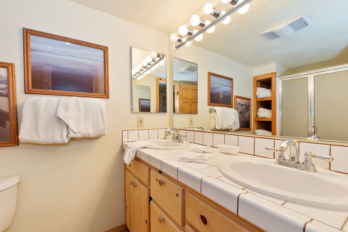 Cabin Image 33