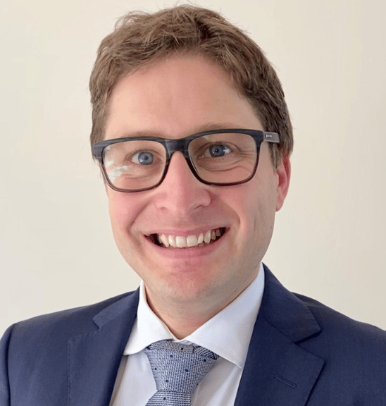 Dr Daniel McGlade
