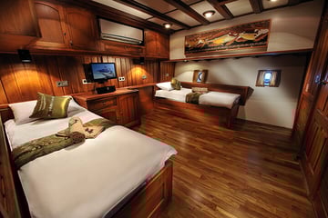 Palau Siren Liveaboard twin cabin