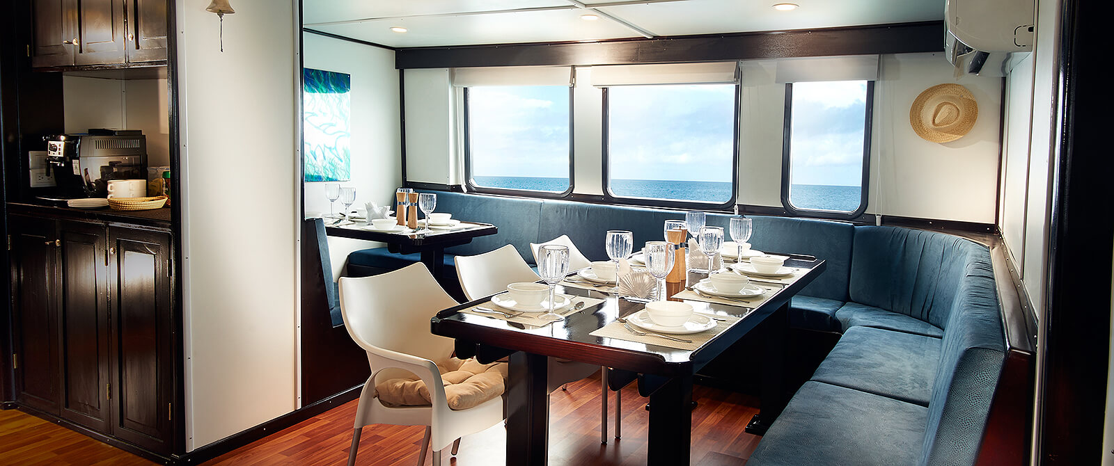 Galapagos Master Liveaboard indoor dinning