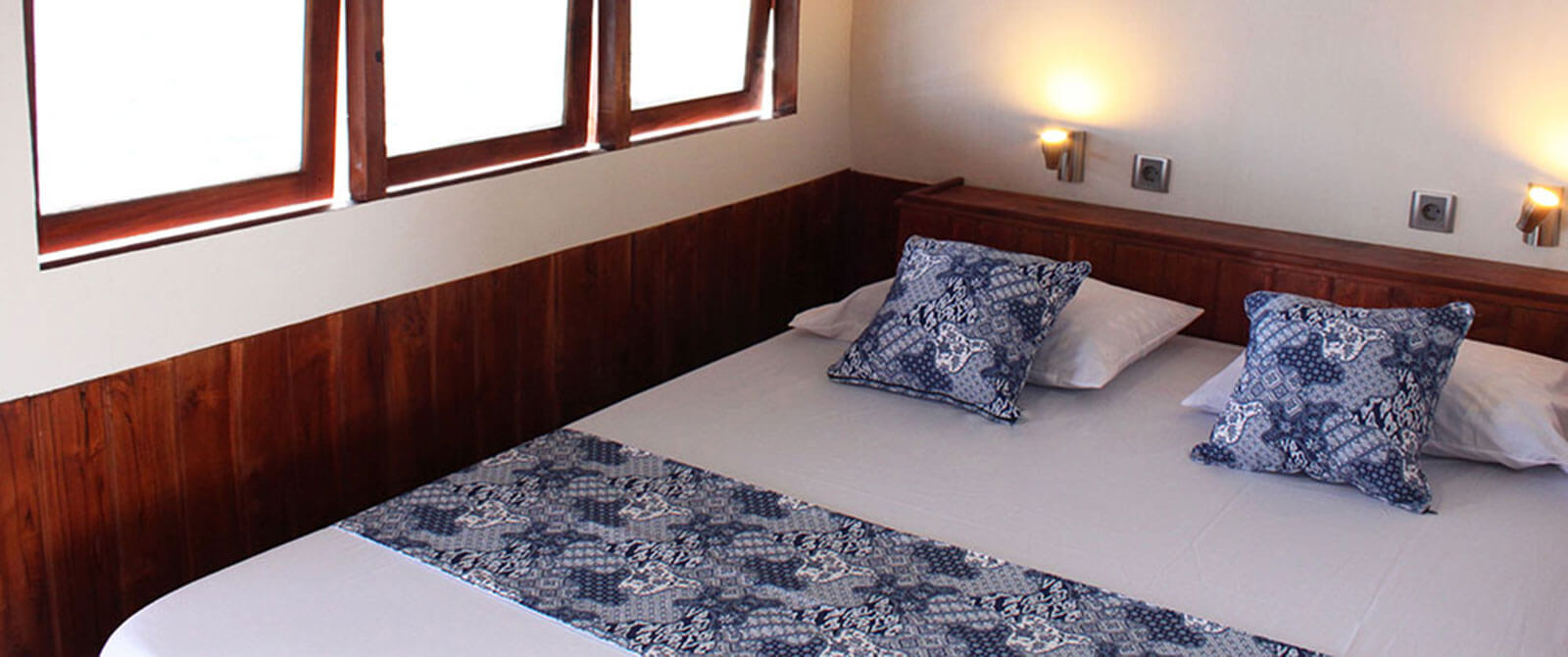 Pearl of Papua liveaboard double cabin