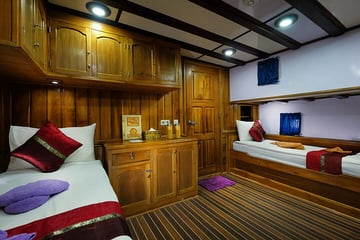 Philippine Siren Liveaboard twin cabin