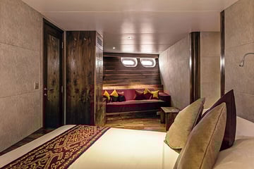 Scubaspa Ying Yang Liveaboard cowrie suite