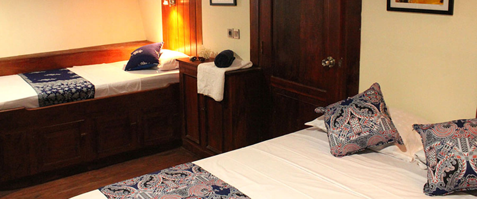 Pearl of Papua liveaboard twin cabin