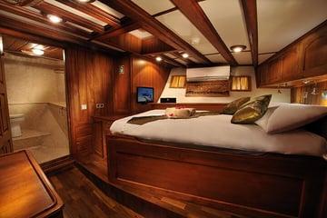 Palau Siren Liveaboard double cabin