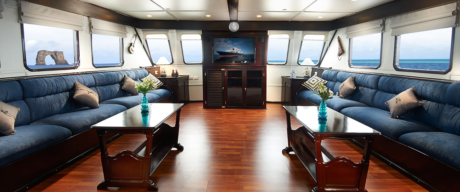 Galapagos Master Liveaboard salon