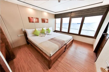Carpe Novo Liveaboard Maldives junior suite