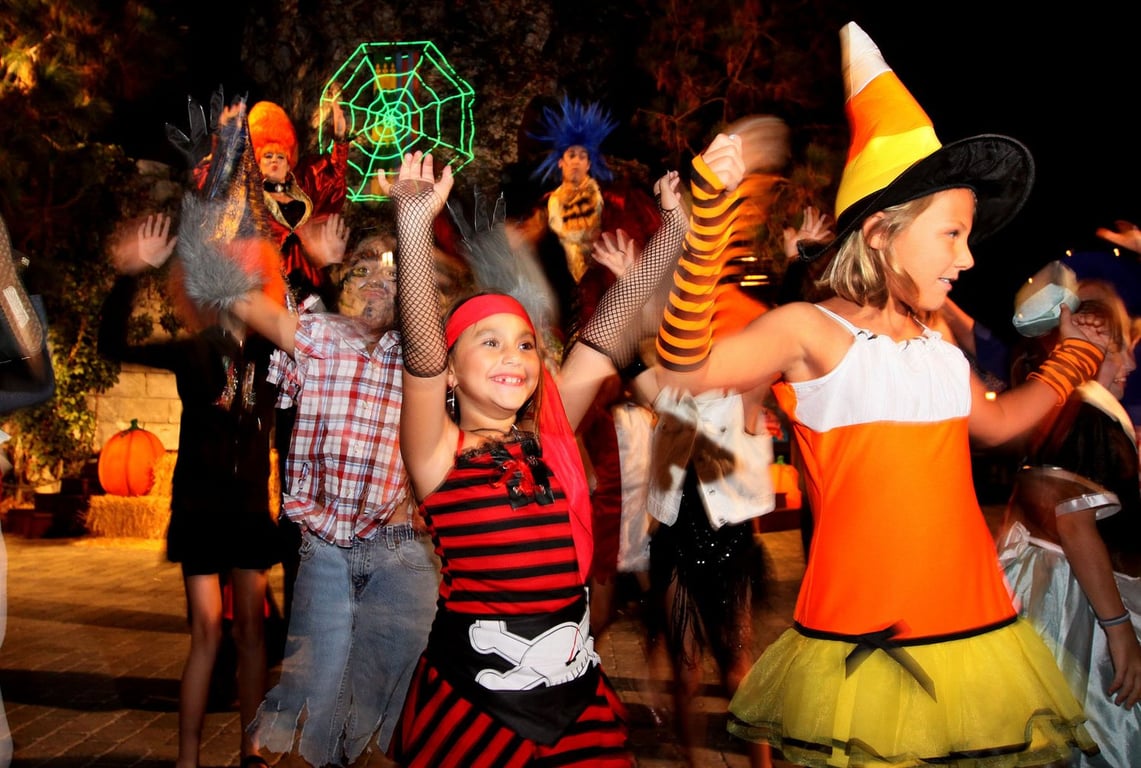 London For Toddlers: FLY-KID FAMILY RAVE X HALLOWEEN