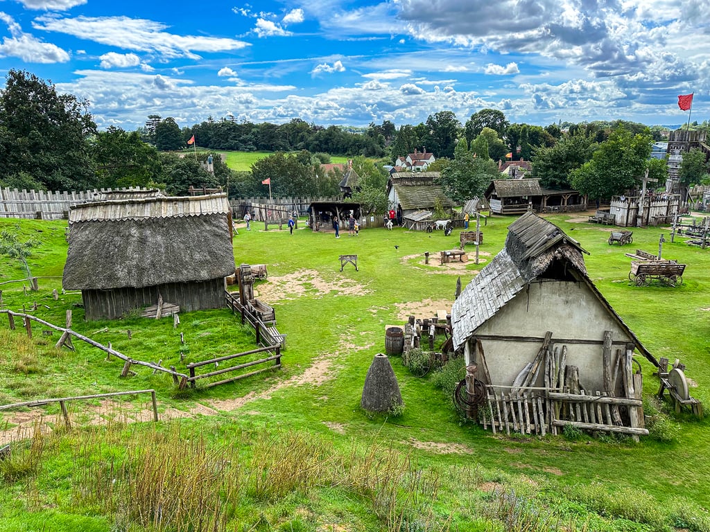 London For Toddlers: Mountfitchet Castle
