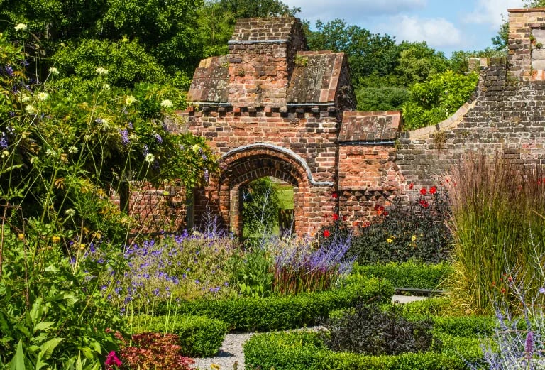 London For Toddlers: Fulham Palace House & Gardens