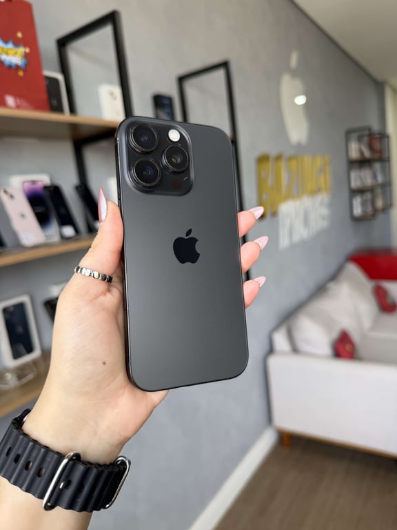 iPhone 16 Pro 512 GB Titânio preto — foto real do aparelho