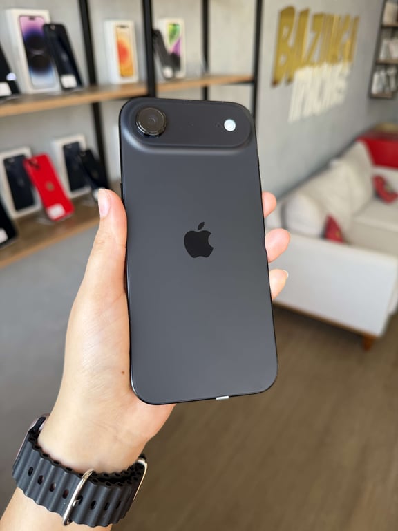 iPhone 17 256 GB Preto-espacial — foto real do aparelho