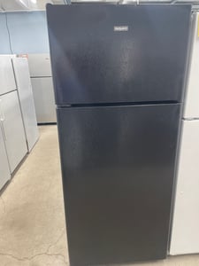 Hotpoint blck top mount refrigerator - $399.00 - HP-RF-0000014