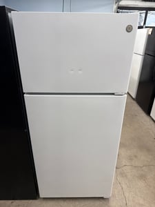 White top mount refrigerator - $399.00 - GE-RF-0000185