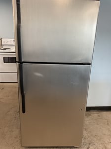 Top mount silver color refrigerator - $399.00 - GE-RF-0000274