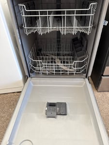 Stainless steel dishwasher - $399.00 - GE-DW-0000044