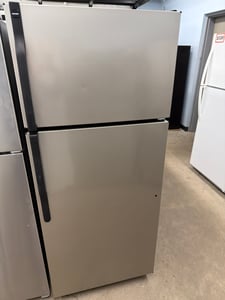 Silver color top mount refrigerator - $429.00 - HP-RF-0000100