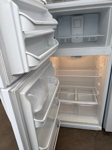Frigidaire white topMount refrigerator - $379.00 - FG-RF-0000108