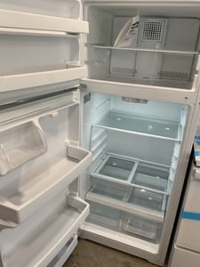 Open box .Top mount 18cu white refrigerator - $799.00 - GE-RF-0000157