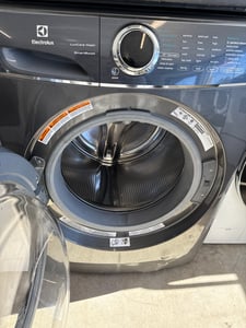 Electrolux washer and dryer set - $899.00 - EL-WD-0000007
