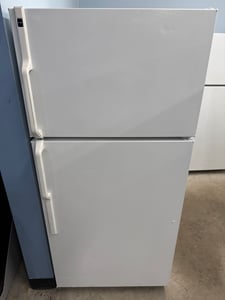 Hotpoint topmmount refrigerator - $299.00 - HP-RF-0000033