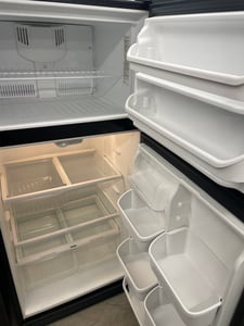 Kenmore black top mount refrigerator - $399.00 - KM-RF-0000031