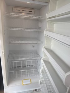 commercial quality 20cu.ft upright freezer - $579.00 - FG-FZ-0000011